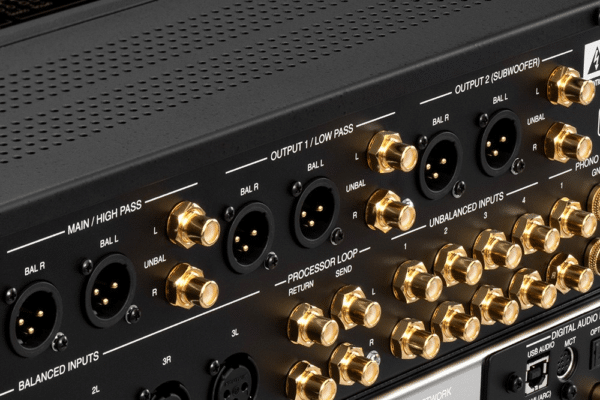Mc Intosh C2800 VOORVERSTERKER - Afbeelding 3